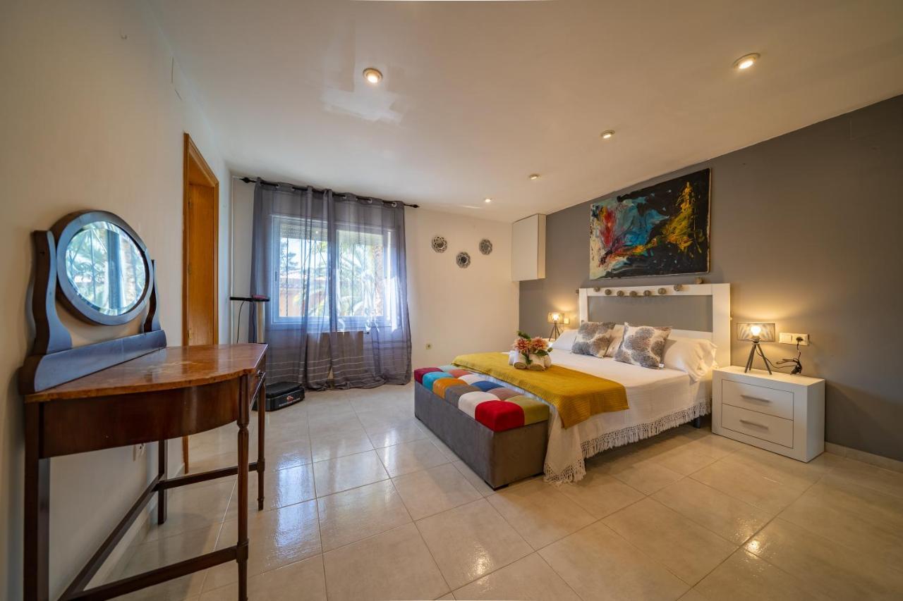 Villa Lux Gallery, Ideal Familias O Grupos Con Piscina & Aircon Lloret de Mar Exterior foto